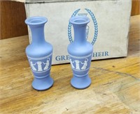 Group of 8 Grecian Heir vases approx 5 inches