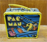 Pac man metal lunch box