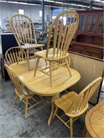 Solid dining table with leafs and 6 chairs