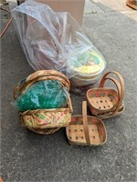 Bag of Wicker baskets