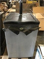 Frosty Keg refrigerator With tap new condition