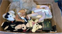 Box of Boyd’s bears beanie babies assorted plush