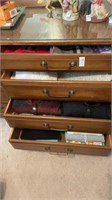 Lot of 4 drawers of women’s clothing/ sizes xxl-