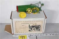 John Deere Dain Tractor with box