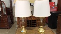 PAIR OF BRASS AND GLASS LAMPS W/SHADES