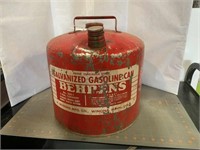 Vintage metal gas can, Behrens, nice condition