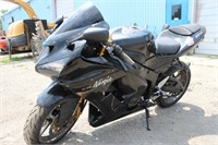 2006 Kawasaki Ninja 600 ZX636 Motorcycle