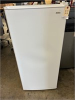 Kenmore White Mini Refrigerator