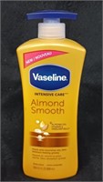 Vaseline Almond Smooth Intensive Care 20.3 fl oz