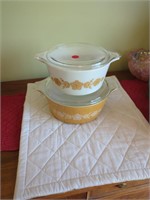 Pyrex gold butterfly pattern bowls with lids