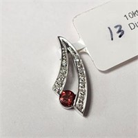 10K WHITE GOLD GARNET(0.2CT) DIAMOND(0.13CT)