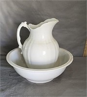 Alfred Meakin Wash Bowl & Pitcher - Note