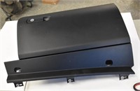 Police Auction: Glove Compartment For Pick Up