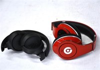 Police Auction: Tools: 2 Headphones - Jbl + Beats