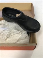Merrelli Slip On Shoes - Size 7