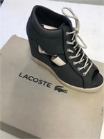 Lacoste Women's Shoes - Size 6