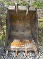 (BG) Excavator Bucket Attachment Approx 23x21x