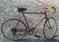 (BP) Vtg. Schwinn Bicycle 24 In. Frame