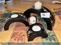 SET OF WOODEN CANDLE HOLDERS