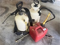 SPRAYERS AND GAS CAN