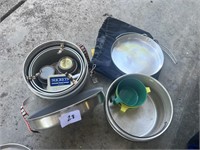 CAMPING POTS AND PANS