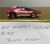 Hot wheels  sizzler red line 1969 Revvin Heaven