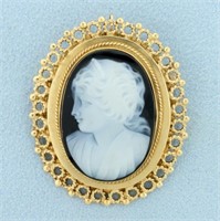 Vintage Cameo Pendant or Pin in 14K Yellow Gold