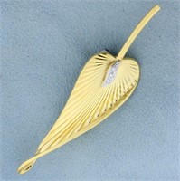 Italian Made Diamond Feather Pin in 18K Yellow Gol