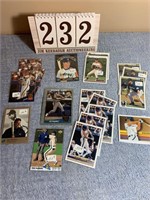 (18) Jeff Bagwell Baseball Cards