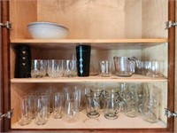 GROUP OF GLASSWARE, MISC