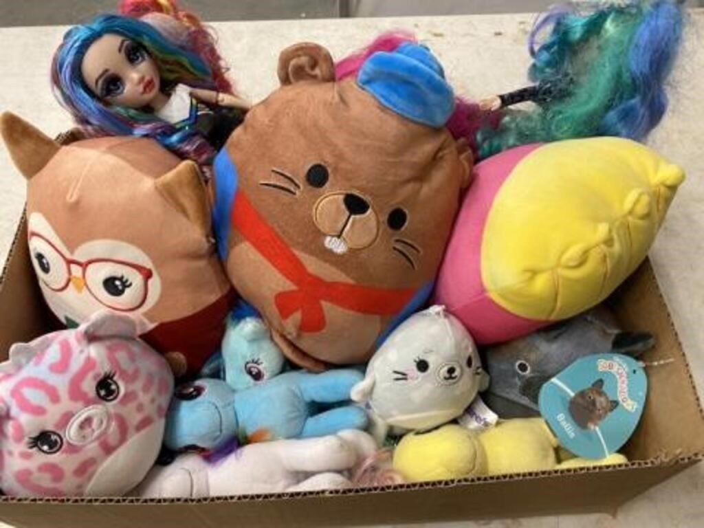 GROUP: SQUISHMALLOW/ASSORTED TOYS,