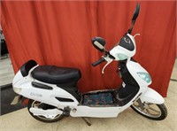 Excoped Pulse Electric Scooter - Has Key, comes