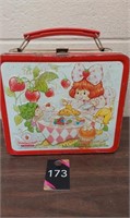 1985 Strawberry Land collection tin lunch pail w/