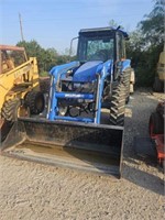 New Holland TL90 w/Loader and Bucket