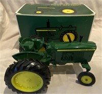 John Deere Toy Farm Tractor Argentina in Green