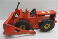 Nylint toys metal bulldozer. Measures 12.5" long.