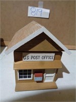 Pine Creek Village Collection Post Office 6 1/2in