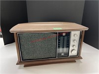 Vintage RCA Solid State Radio