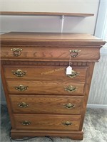 Wood chest of drawers