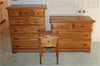 (3) Pc Maple Bedroom Set