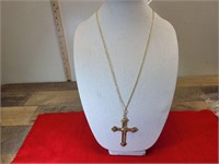Gold Tone Necklace w/ Gold Tone Cross