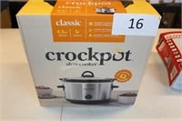 4Q slow cooker crock pot