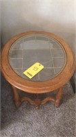 OVAL SIDE TABLE WITH GLASS TOP