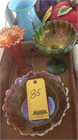 CARNIVAL GLASS DISHES AND A VASE