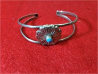 Bracelet - Silver Color w/ Turquoise Color Stone
