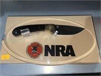 NRA knife w/ display