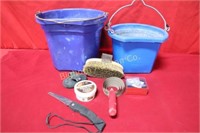Flat Side Buckets w/ Grooming Tools & Accessories