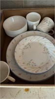 Set of Corelle dishes