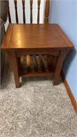 Square wooden and table/coffee table