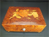 WOODEN MUSIC BOX WITH INLAY DETAIL